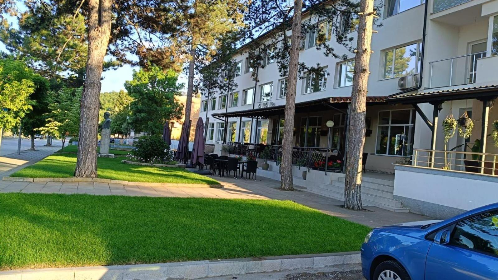Комплекс Маджарово Hotel Ngoại thất bức ảnh
